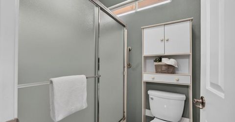 101 Aruba Cir, Sacramento, CA 95823 Photo