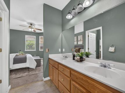 101 Aruba Cir, Sacramento, CA 95823 Photo