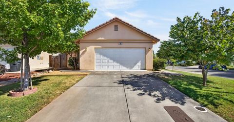 101 Aruba Cir, Sacramento, CA 95823 Photo