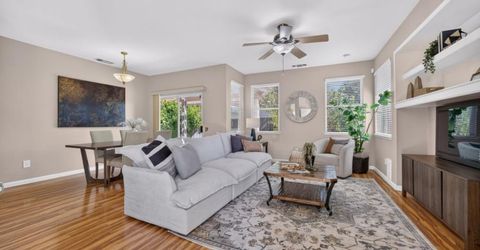 101 Aruba Cir, Sacramento, CA 95823 Photo