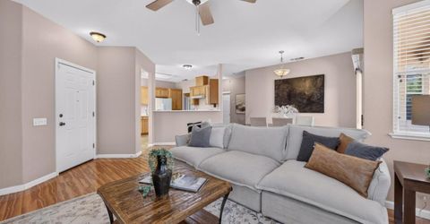 101 Aruba Cir, Sacramento, CA 95823 Photo