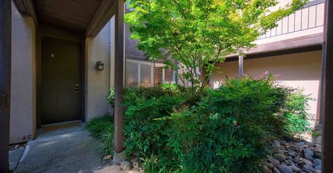 2241 Woodside Ln #2, Unit 2, Sacramento, CA 95825 Photo