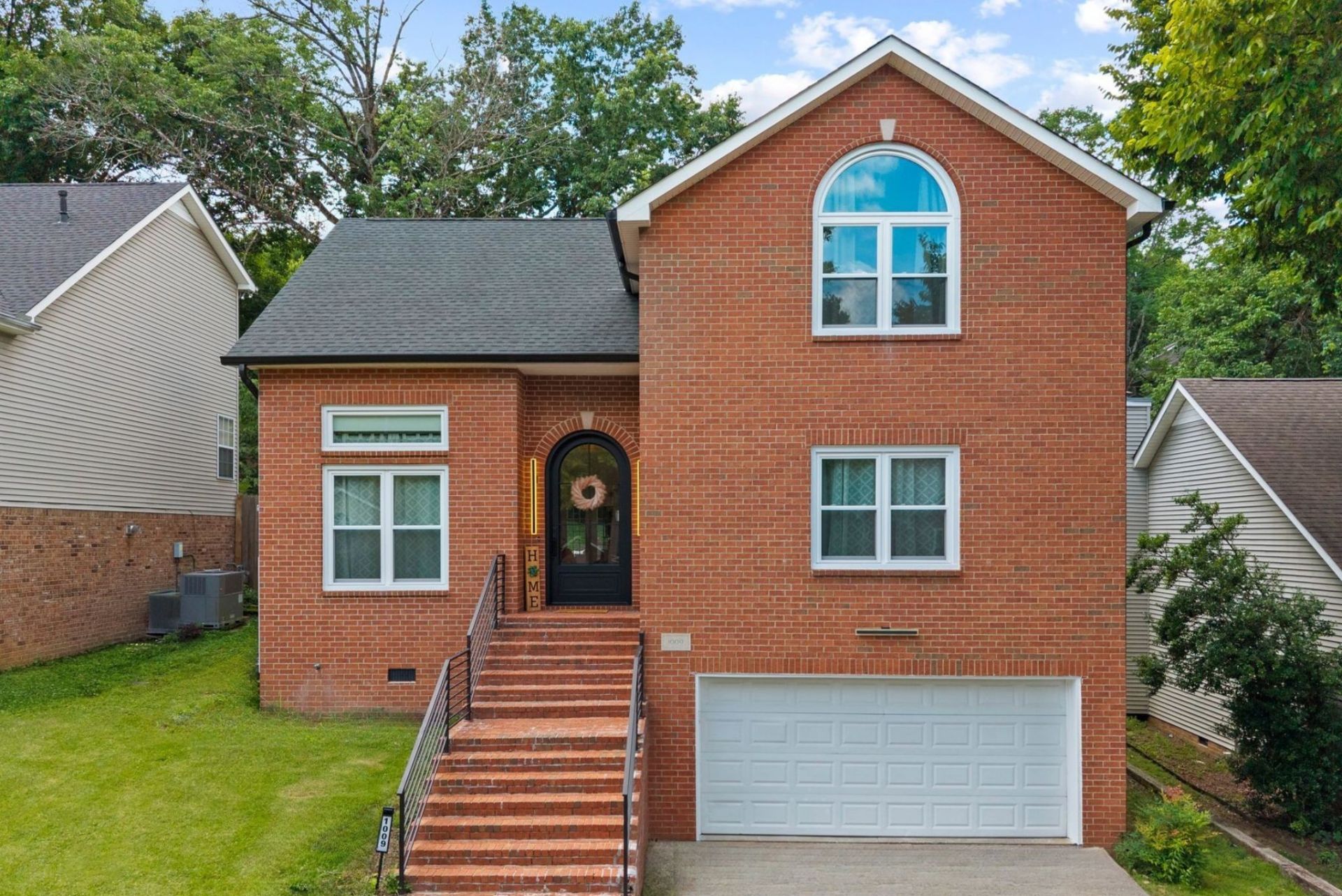 1009 Elmshade Ln, Nashville, TN 37211 Main Photo