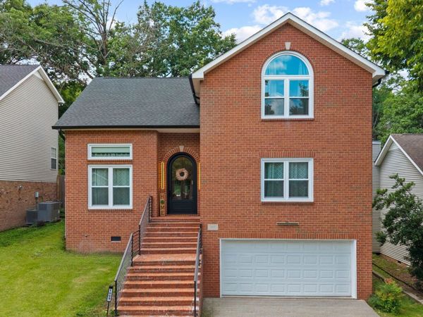 1009 Elmshade Ln, Nashville, TN 37211
