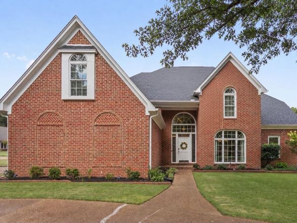 1405 ASBURY DR, Collierville, TN 38017