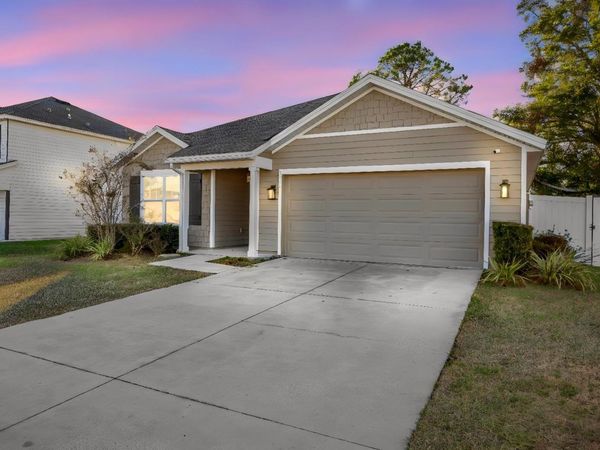 896 NW 253RD DRIVE , NEWBERRY, FL 32669
