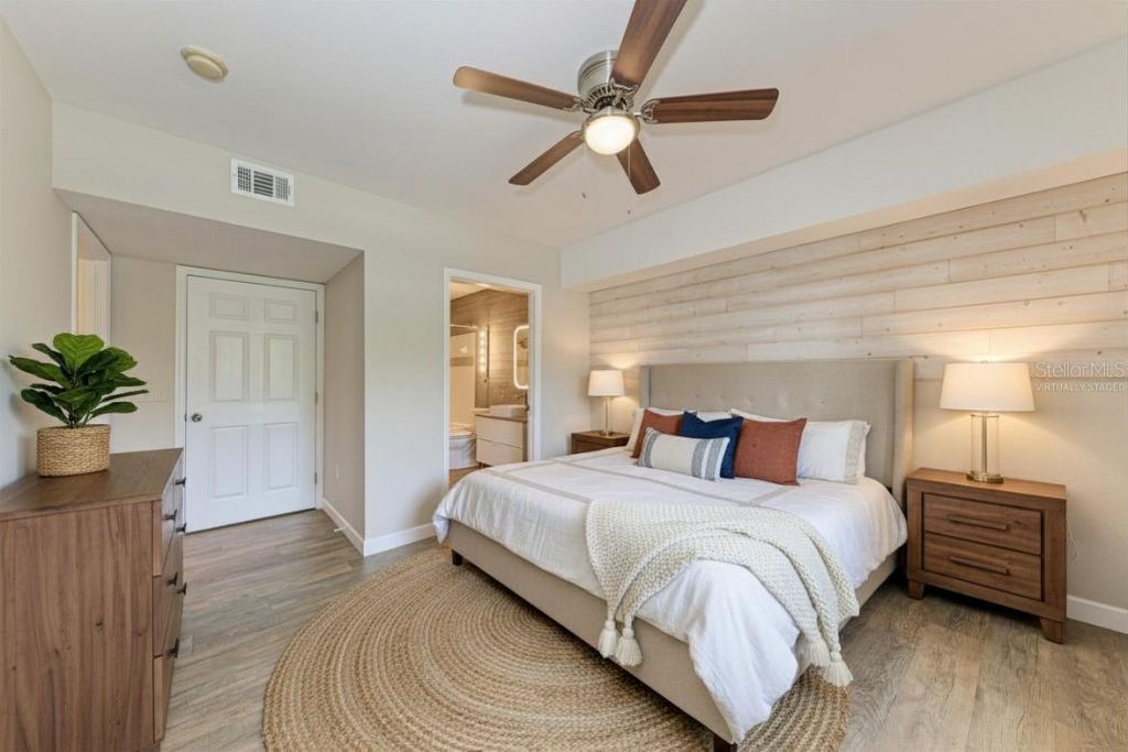 1195 Villagio Circle , Unit 101, Sarasota, FL 34237 Photo