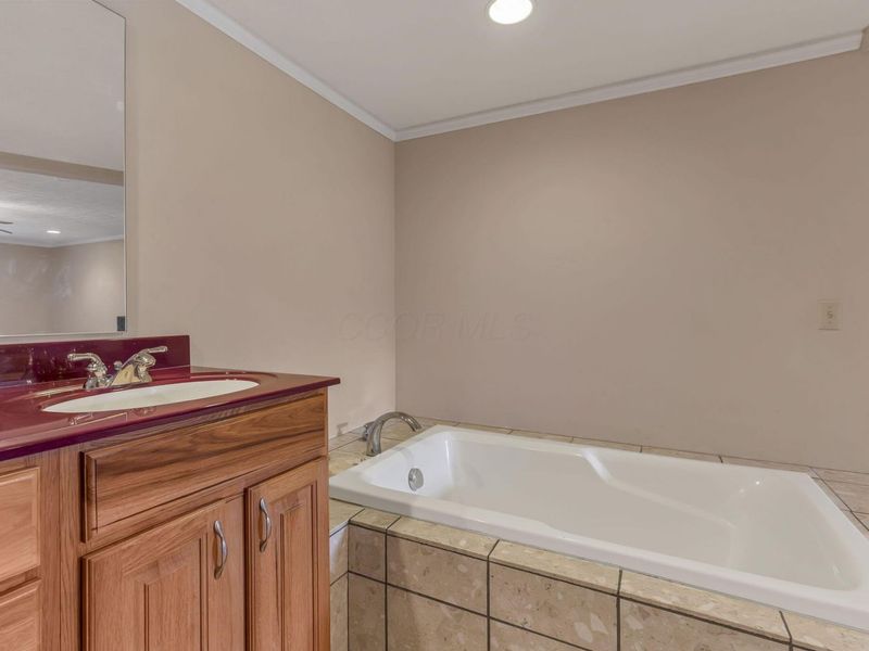 60 Dover Court SW, Reynoldsburg, OH 43068 Photo 36