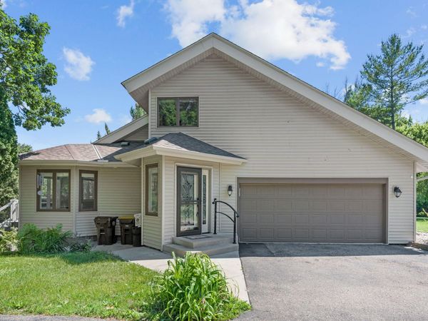 4131 Eau Claire Trail NE, Prior Lake, MN 55372
