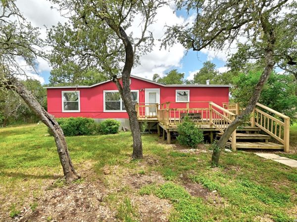 550 Summit Pass, San Marcos, TX 78666