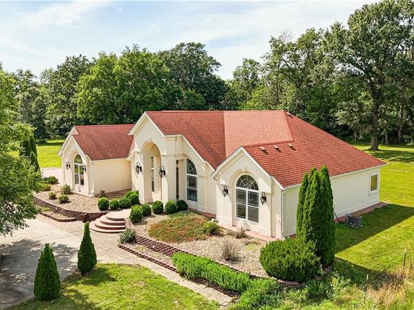 17773 Y Highway, Unit 17779, Sedalia, MO 65301