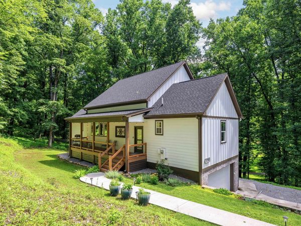 1719 Hidden Harbor Road, Hixson, TN 37343