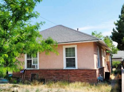 3 S Nevada Street, Yerington, NV 89447 Photo