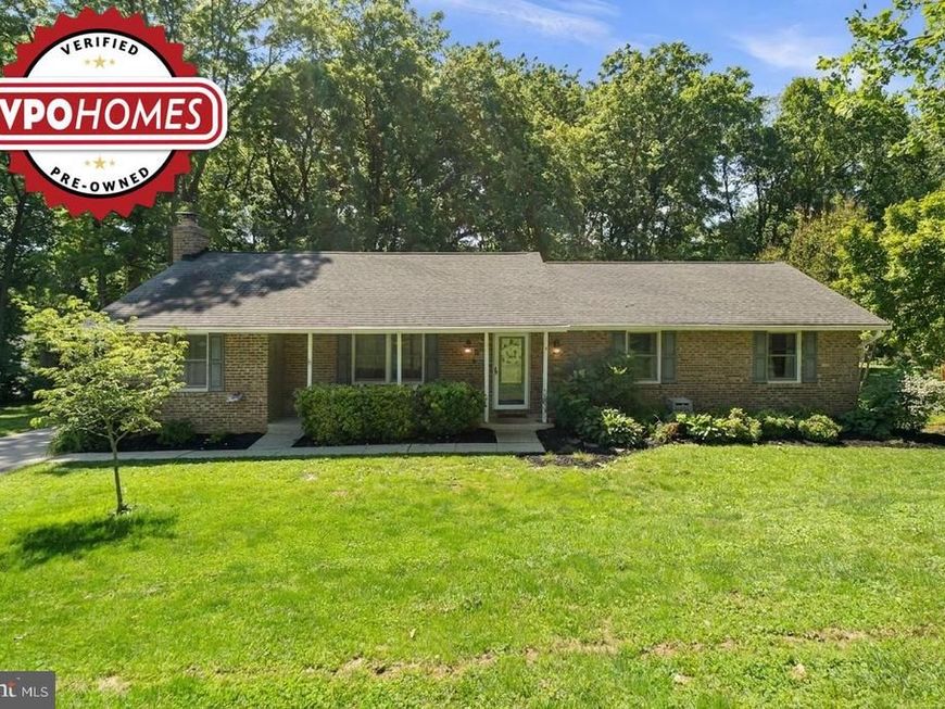 6421 Locust Lane, Sykesville, MD 21784 Main Photo