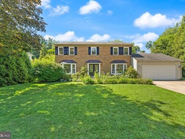 9719 CINNAMON CREEK DRIVE, VIENNA, VA 22182