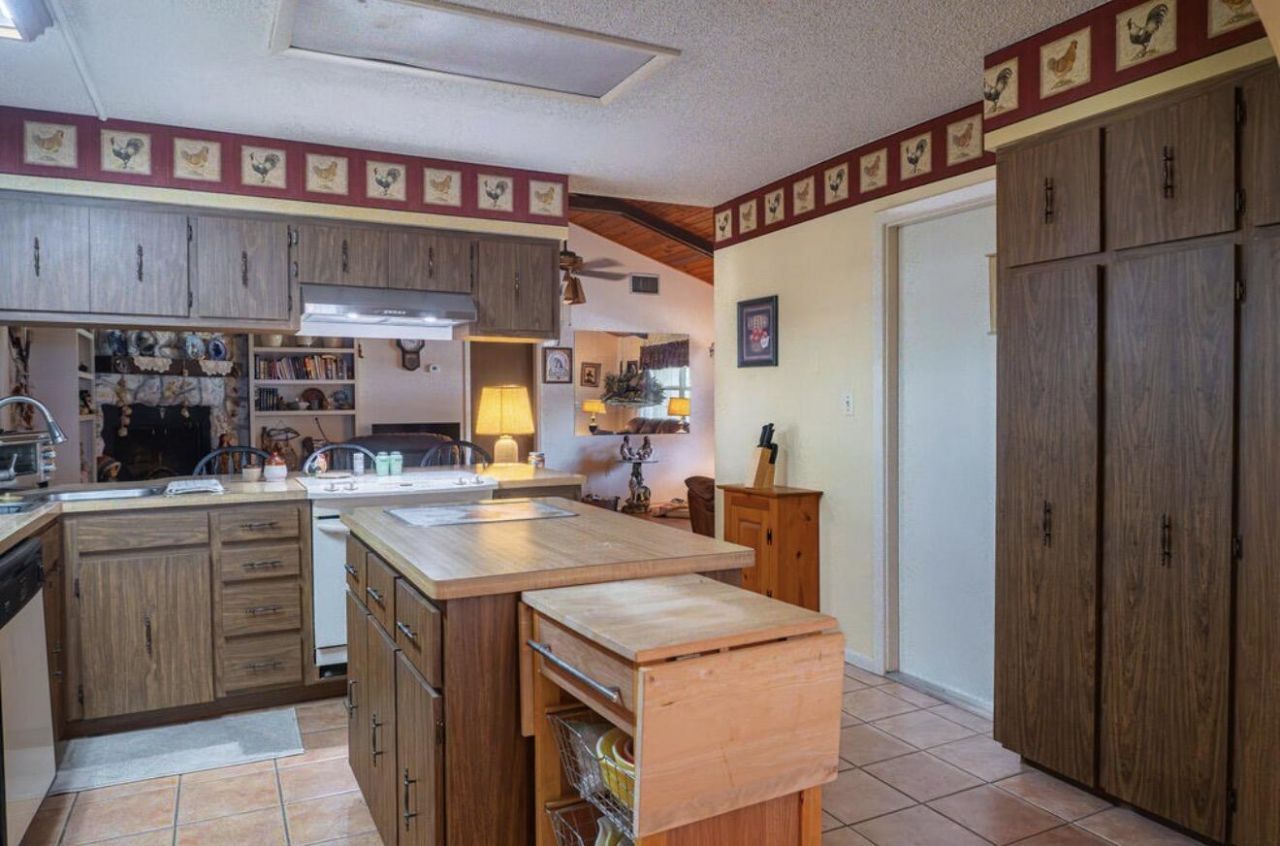 1864 SW 24th Avenue, Okeechobee, FL 34974 Photo