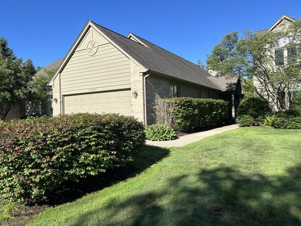 24587 Enchanted Drive, Novi, MI 48374