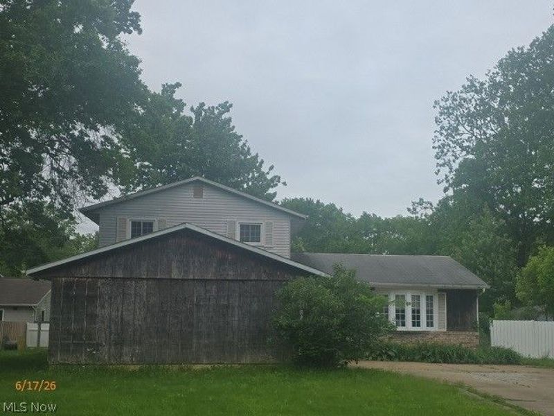 502 Maple Avenue, Sheffield Lake, OH 44054 Photo 1