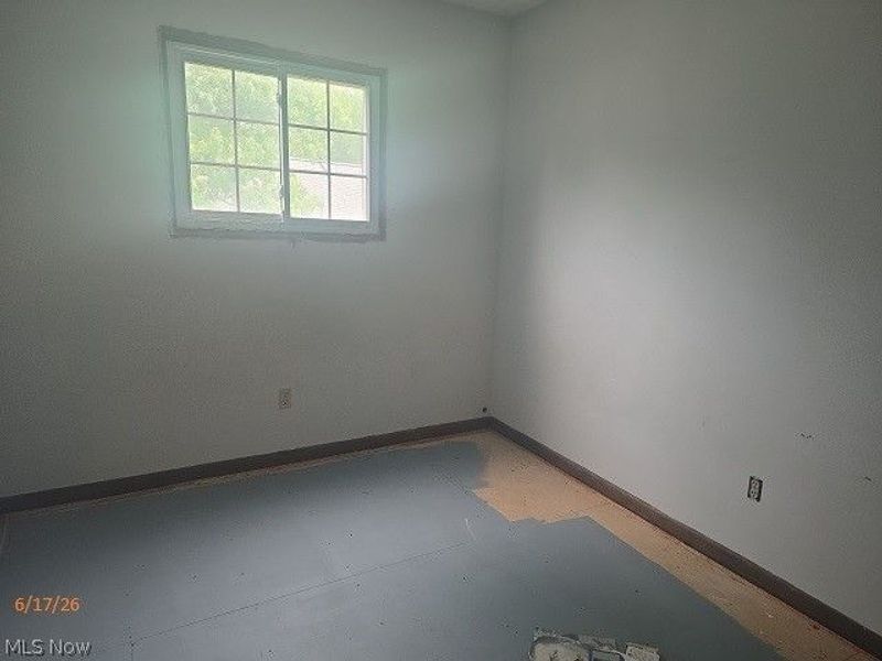 502 Maple Avenue, Sheffield Lake, OH 44054 Photo 10