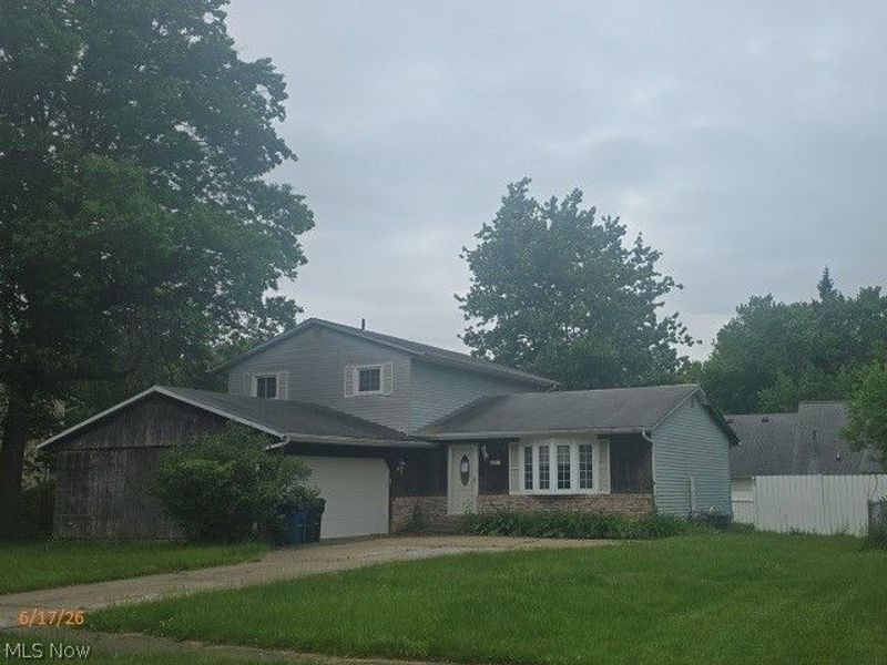 502 Maple Avenue, Sheffield Lake, OH 44054 Photo 3