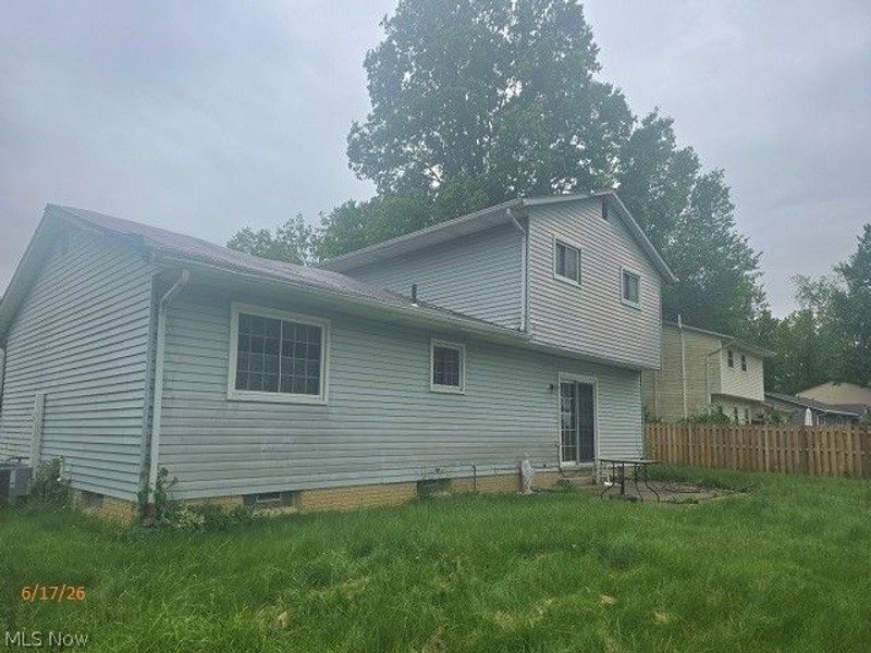502 Maple Avenue, Sheffield Lake, OH 44054 Photo 4