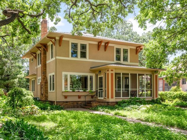 3015 E Minnehaha Parkway, Minneapolis, MN 55417