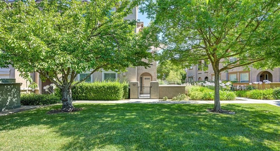 5350 Dunlay Dr #3016, Unit 3016, Sacramento, CA 95835 Photo