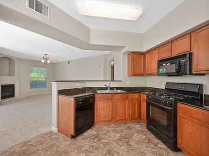 5350 Dunlay Dr #3016, Unit 3016, Sacramento, CA 95835 Photo