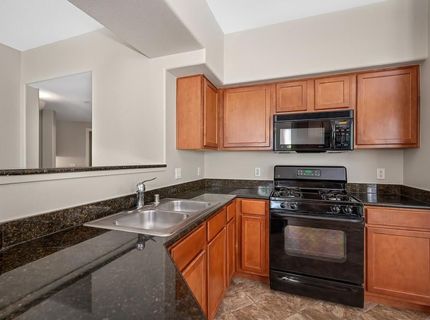 5350 Dunlay Dr #3016, Unit 3016, Sacramento, CA 95835 Photo