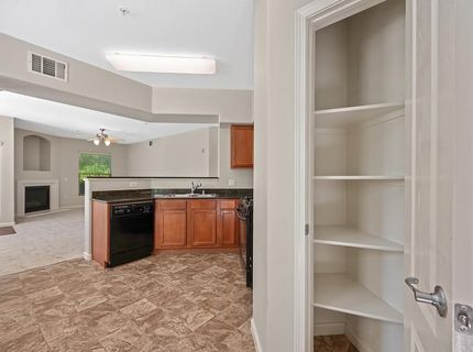 5350 Dunlay Dr #3016, Unit 3016, Sacramento, CA 95835 Photo
