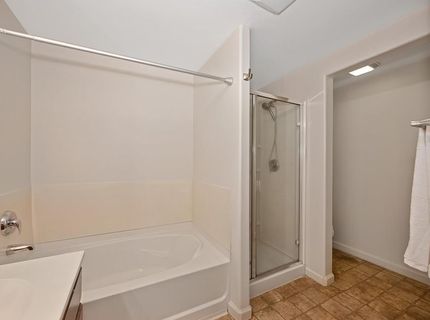5350 Dunlay Dr #3016, Unit 3016, Sacramento, CA 95835 Photo