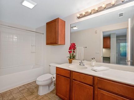 5350 Dunlay Dr #3016, Unit 3016, Sacramento, CA 95835 Photo