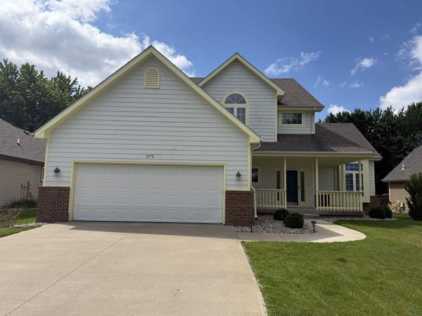 372 Bluestem Trail, Dakota Dunes, SD 57049