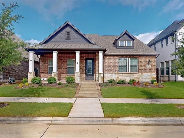 4502 Sapphire Falls Way, Arlington, TX 76005