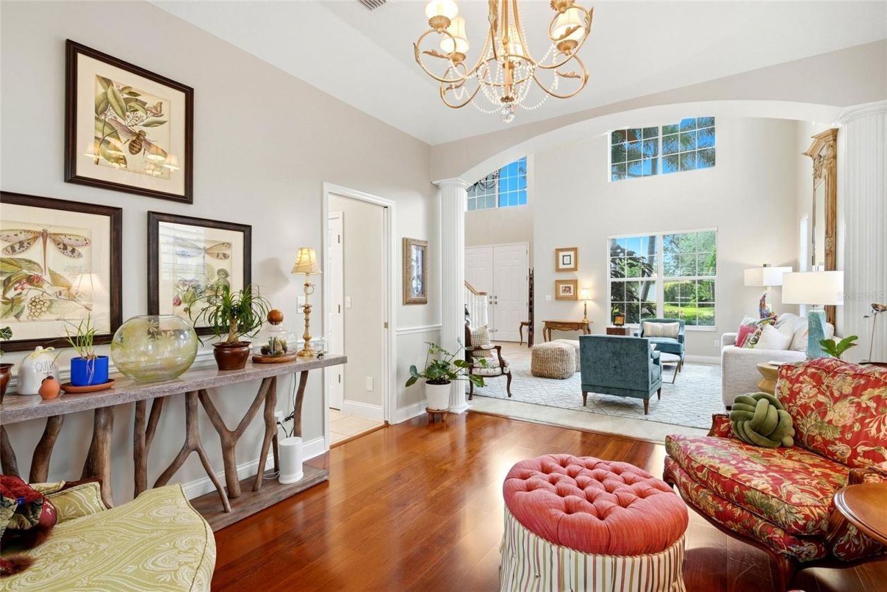 1246 Darlington Oak Circle Ne, Saint Petersburg, FL 33703 Photo
