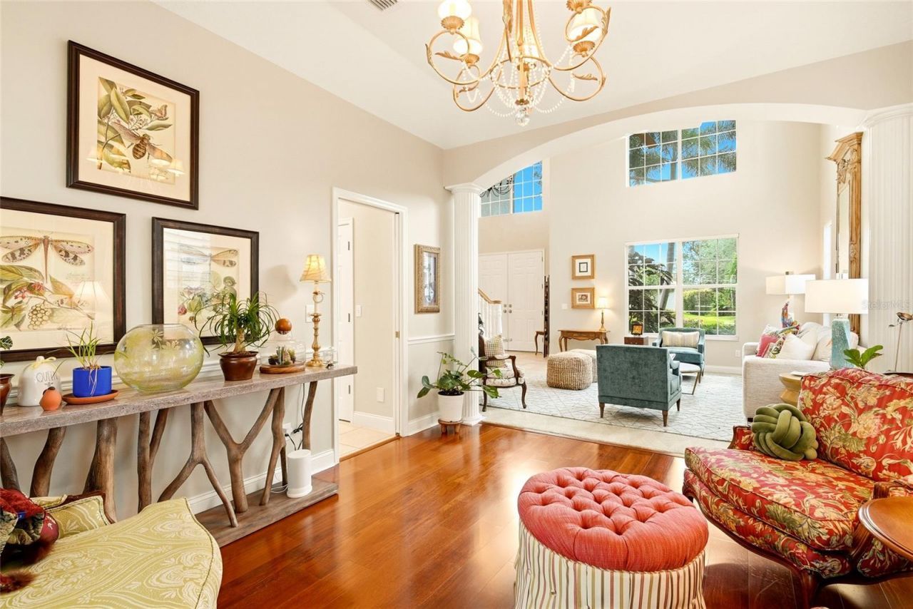 1246 Darlington Oak Circle Ne, Saint Petersburg, FL 33703 Photo