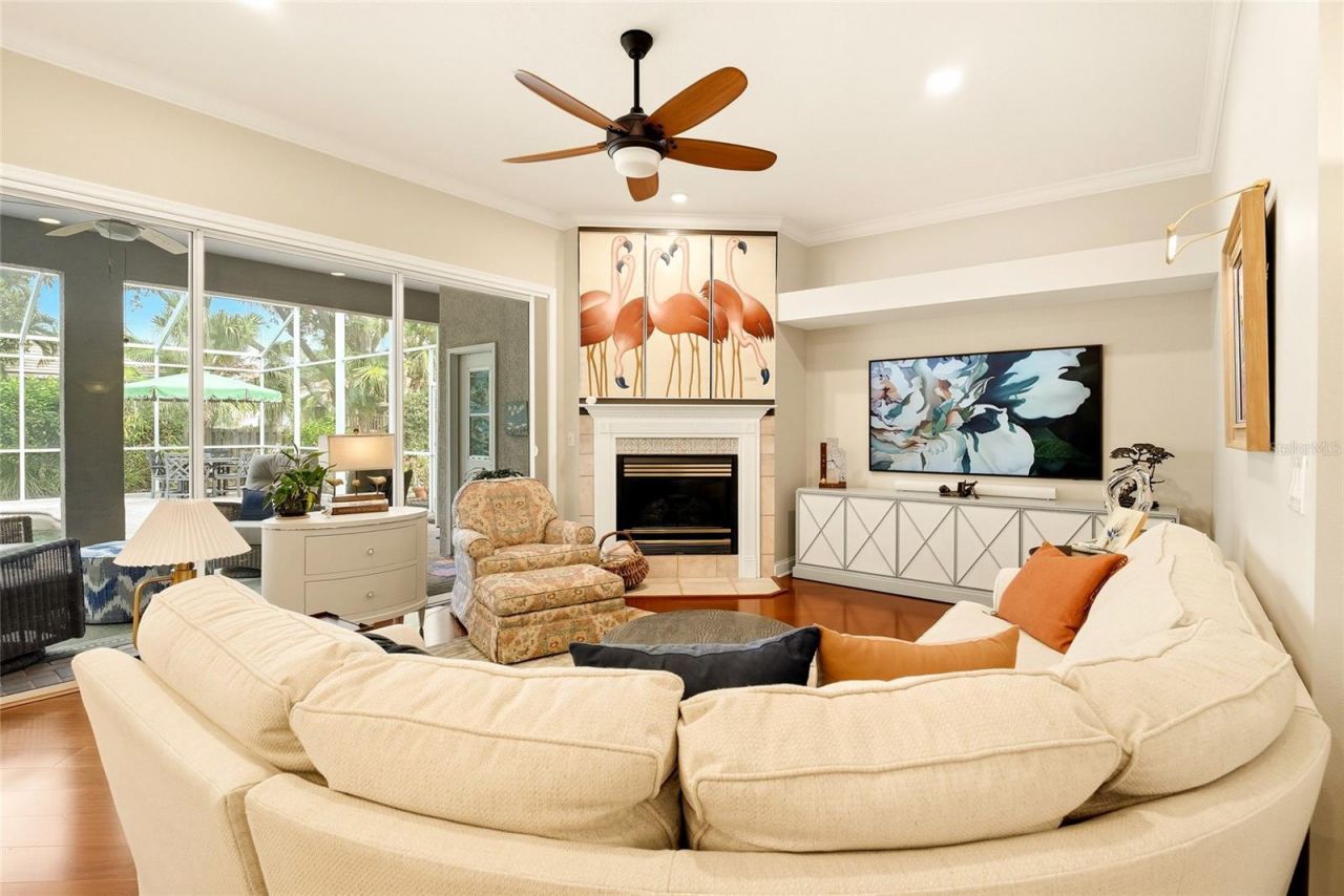 1246 Darlington Oak Circle Ne, Saint Petersburg, FL 33703 Photo