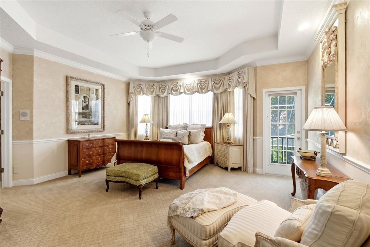 1246 Darlington Oak Circle Ne, Saint Petersburg, FL 33703 Photo