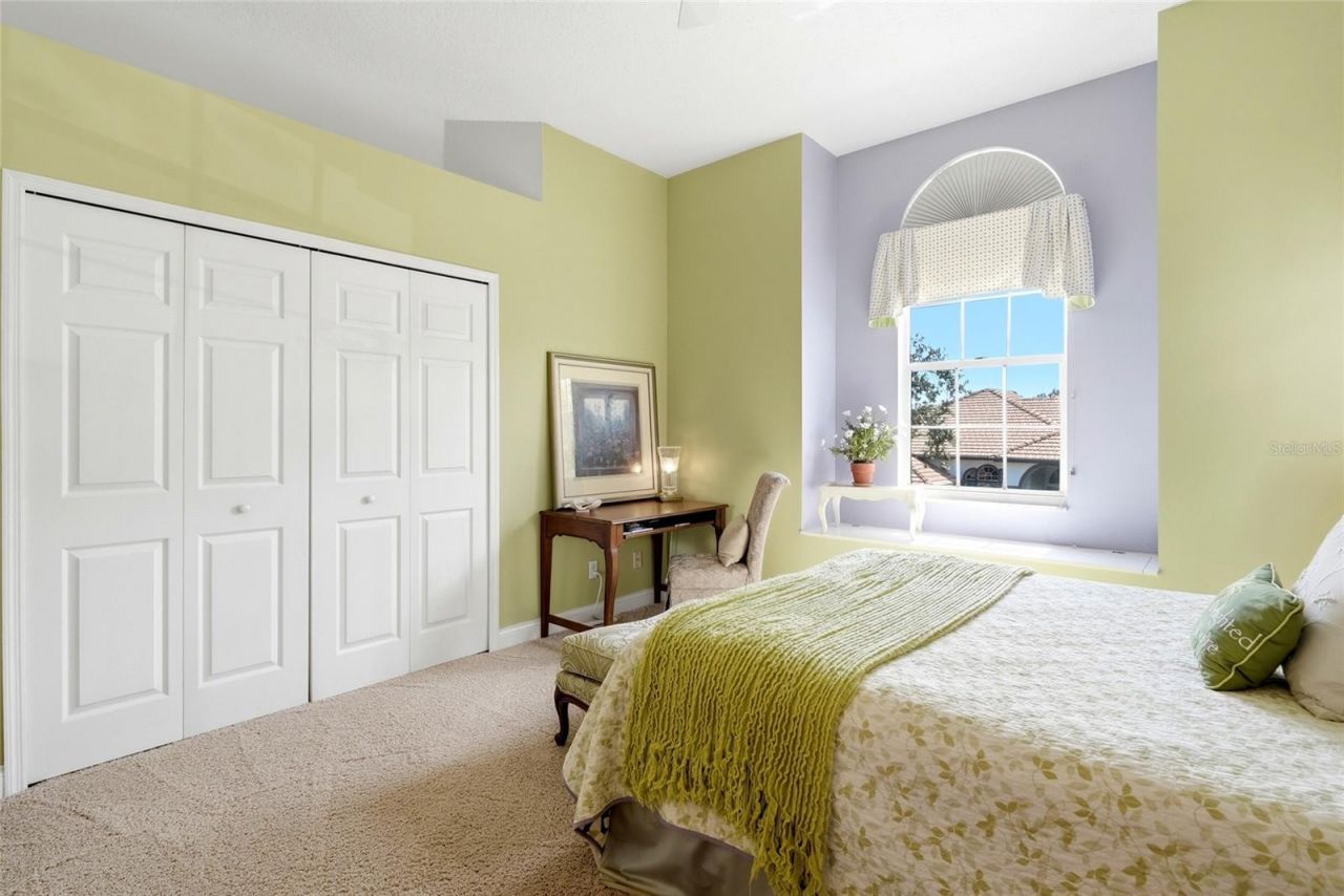 1246 Darlington Oak Circle Ne, Saint Petersburg, FL 33703 Photo