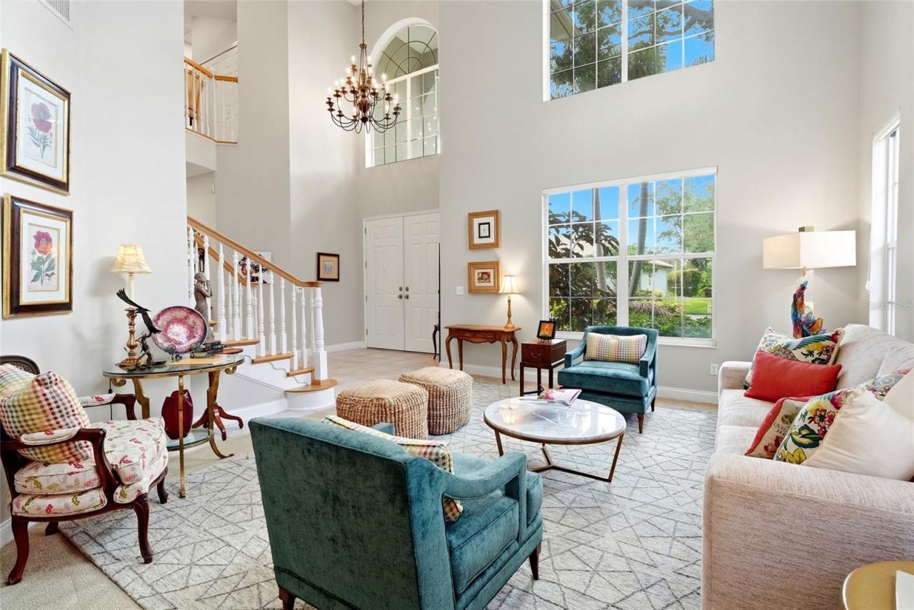 1246 Darlington Oak Circle Ne, Saint Petersburg, FL 33703 Photo