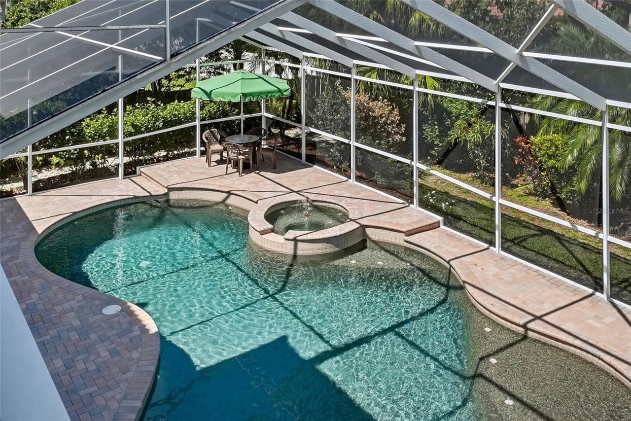 1246 Darlington Oak Circle Ne, Saint Petersburg, FL 33703 Photo
