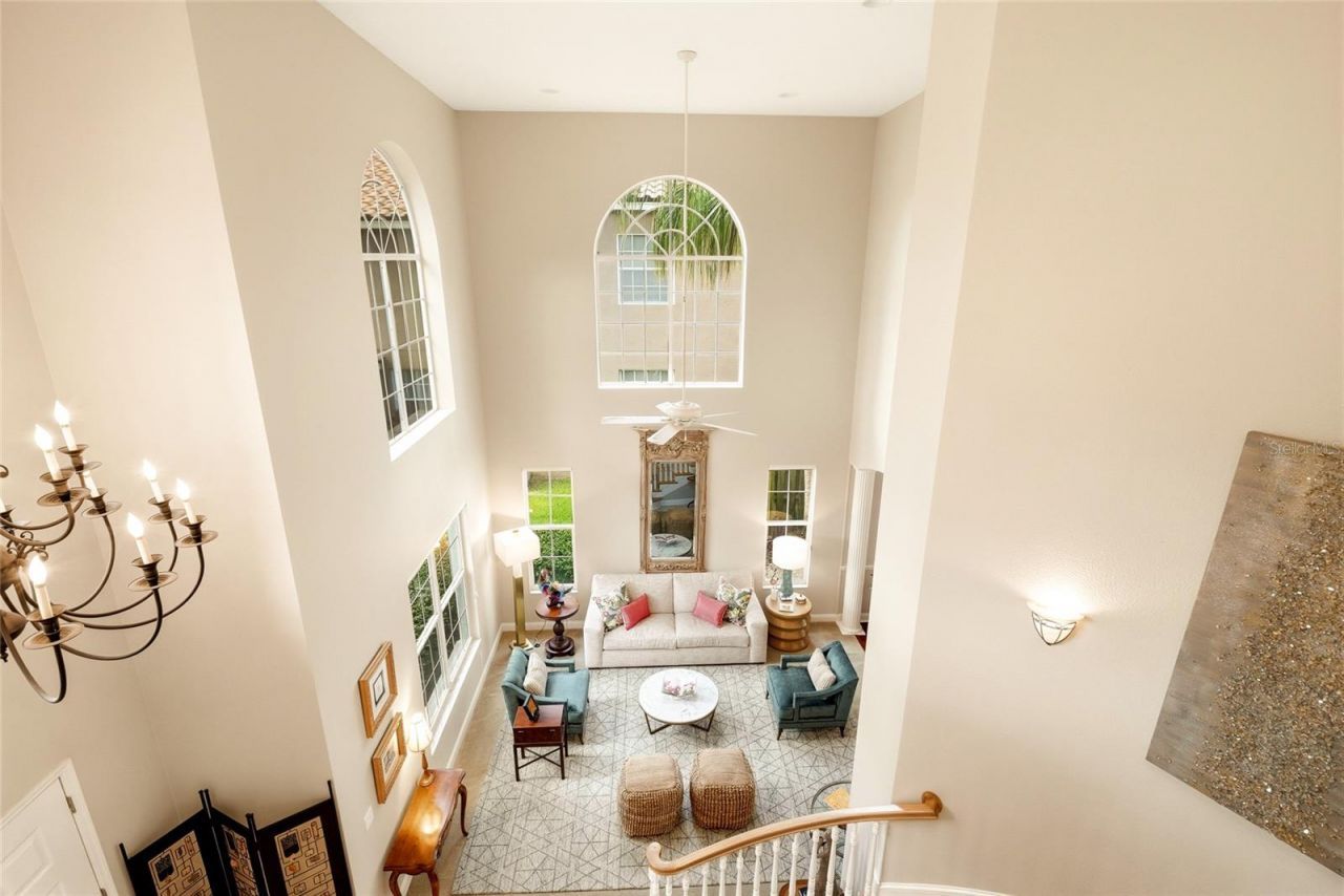 1246 Darlington Oak Circle Ne, Saint Petersburg, FL 33703 Photo