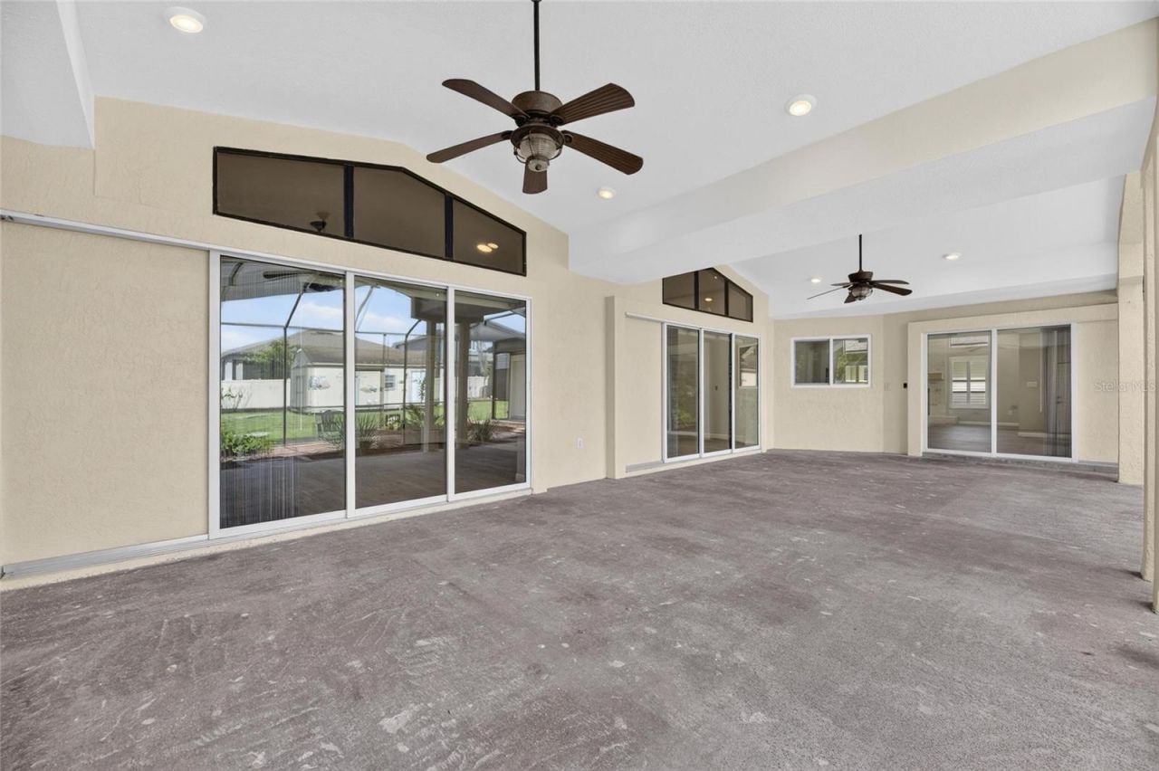 2001 Cimmaron Run Drive, Valrico, FL 33594 Photo