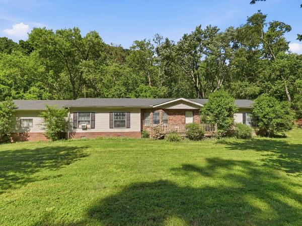 2420 Baker Rd , Goodlettsville, TN 37072