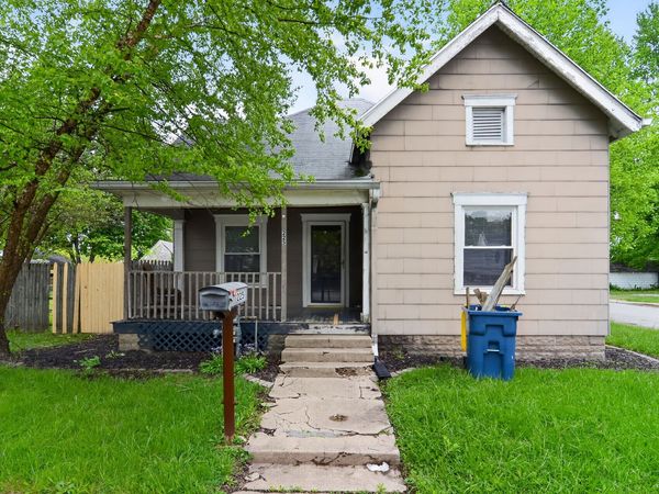 225 S State Street , Greenfield, IN 46140