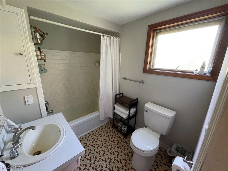 4890 Brainard Road, Orange Village, OH 44022 Photo 12