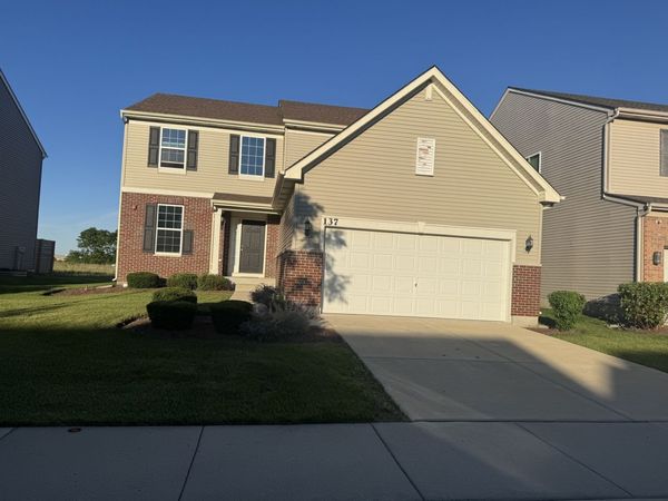 137 Lawrence Lane , Matteson, IL 60443