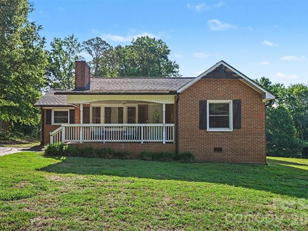 407 S Beaver Street , Landis, NC 28088