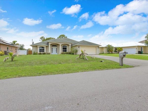 1250 SW Patricia Avenue, Port St. Lucie, FL 34953