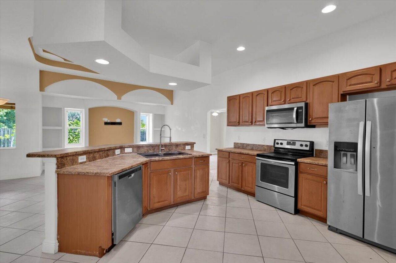 1250 SW Patricia Avenue, Port Saint Lucie, FL 34953 Photo